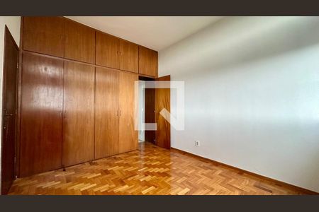 Quarto  de apartamento para alugar com 1 quarto, 55m² em Funcionários, Belo Horizonte