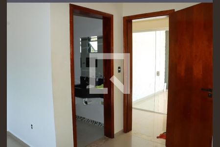 Sala de casa de condomínio para alugar com 4 quartos, 198m² em Água Espraiada, Cotia