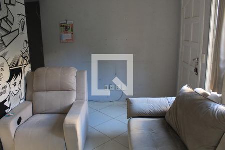 Sala de casa de condomínio para alugar com 2 quartos, 75m² em Jardim Santa Izabel, Cotia