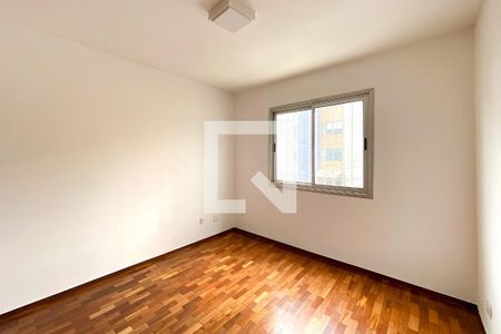 Suite de apartamento para alugar com 3 quartos, 110m² em Cinquentenario, Belo Horizonte