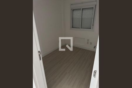 Quarto de apartamento para alugar com 3 quartos, 80m² em Santo Antônio, Porto Alegre