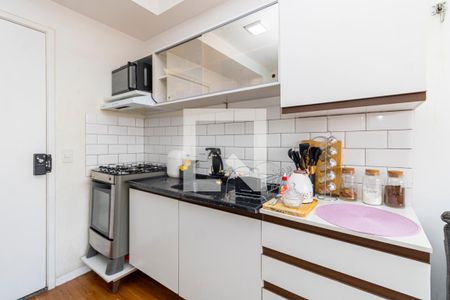 Sala/Cozinha de apartamento para alugar com 1 quarto, 29m² em Parque Vitoria, São Paulo
