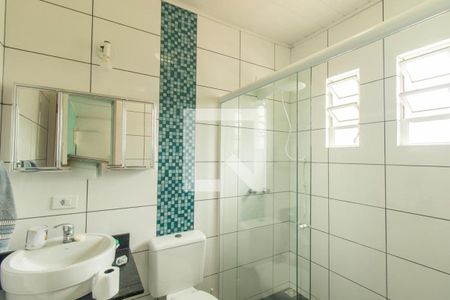 Banheiro da Suite de casa para alugar com 1 quarto, 25m² em Uberaba, Curitiba