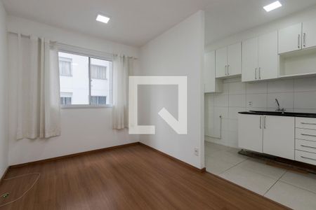 Sala de apartamento para alugar com 2 quartos, 38m² em Santo Amaro, São Paulo