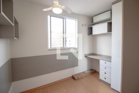 Quarto 2 de apartamento para alugar com 2 quartos, 48m² em Colégio, Rio de Janeiro