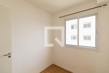 Quarto 1 de apartamento para alugar com 2 quartos, 32m² em Vila Carmosina, São Paulo