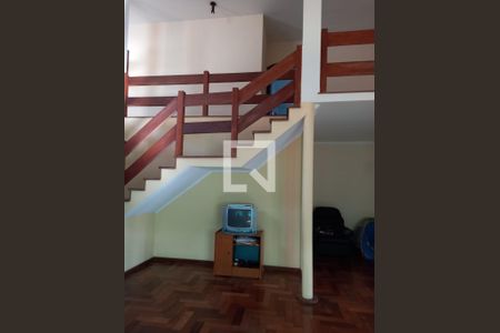 Sala de casa à venda com 3 quartos, 720m² em Interlagos, São Paulo