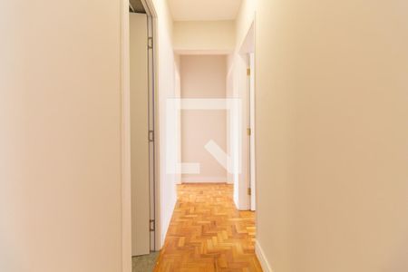 Corredor de apartamento à venda com 3 quartos, 120m² em Cambuci, São Paulo