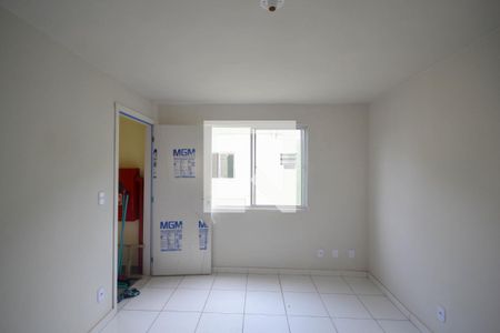 Sala de apartamento para alugar com 2 quartos, 41m² em Chique, Nova Iguaçu