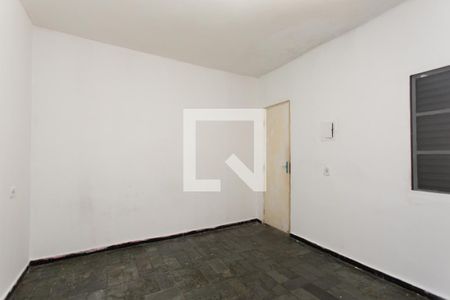 Quarto 1  de casa para alugar com 2 quartos, 70m² em Jardim Cleide, São Paulo