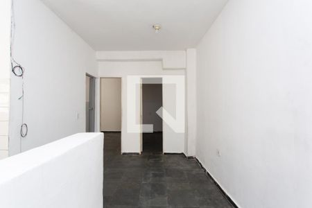 Sala de casa para alugar com 2 quartos, 70m² em Jardim Cleide, São Paulo