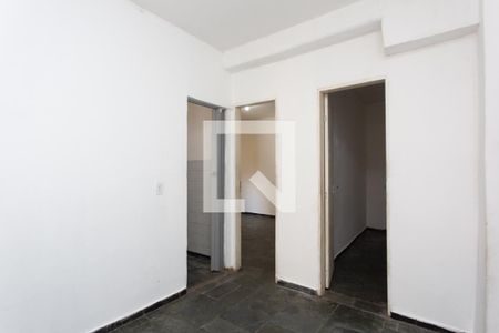 Sala de casa para alugar com 2 quartos, 70m² em Jardim Cleide, São Paulo