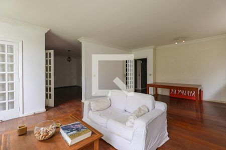 Sala de casa para alugar com 4 quartos, 360m² em Jardim Morumbi, São Paulo
