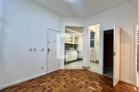 Sala  de apartamento à venda com 2 quartos, 50m² em Jardim Botânico, Rio de Janeiro