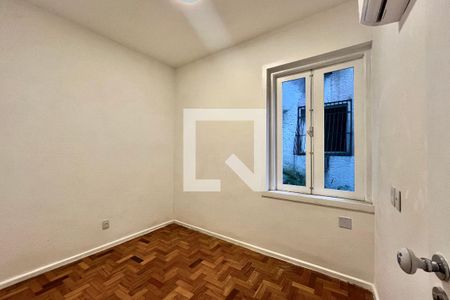 Quarto 1 de apartamento à venda com 2 quartos, 50m² em Jardim Botânico, Rio de Janeiro