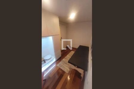 Quarto de casa para alugar com 3 quartos, 150m² em Jardim Monte Kemel, São Paulo