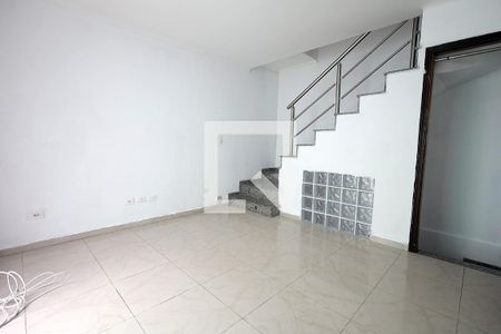 Sala de casa para alugar com 2 quartos, 132m² em Vila Curuçá, Santo André