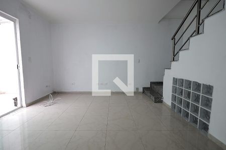 Sala de casa para alugar com 2 quartos, 132m² em Vila Curuçá, Santo André