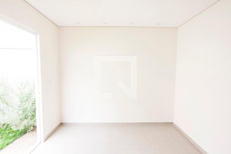 Sala de casa de condomínio para alugar com 3 quartos, 80m² em Granja Marileusa, Uberlândia