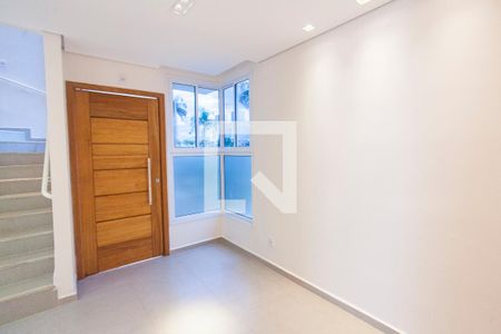 Sala de casa de condomínio para alugar com 3 quartos, 80m² em Granja Marileusa, Uberlândia