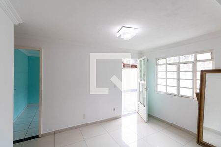 Sala de casa para alugar com 2 quartos, 78m² em Campo Grande, Rio de Janeiro