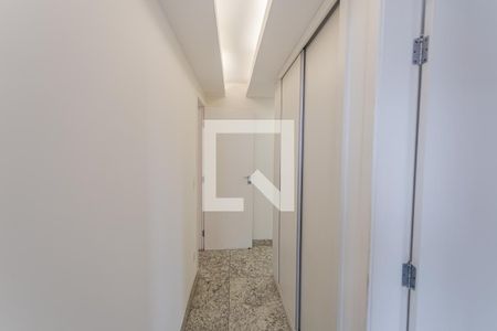 Corredor de apartamento à venda com 3 quartos, 105m² em Santo Agostinho, Belo Horizonte