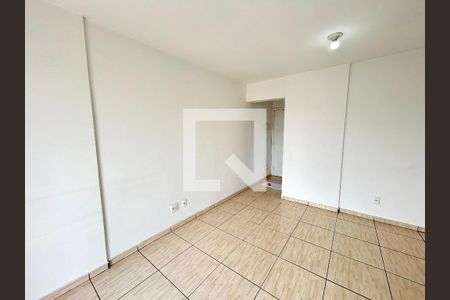 Sala de apartamento para alugar com 2 quartos, 65m² em Vila das Palmeiras, Guarulhos