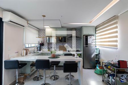 Sala e Cozinha  de apartamento à venda com 2 quartos, 65m² em Vila Ré, São Paulo
