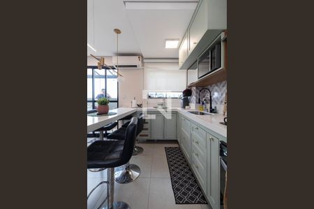 Sala e Cozinha  de apartamento à venda com 2 quartos, 65m² em Vila Ré, São Paulo