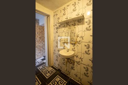 Banheiro de casa para alugar com 1 quarto, 60m² em Jardim Salete, Taboão da Serra