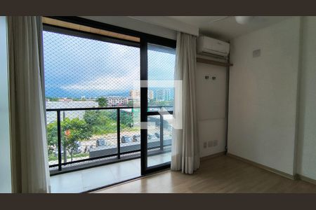 Suíte  de apartamento para alugar com 2 quartos, 75m² em Recreio dos Bandeirantes, Rio de Janeiro