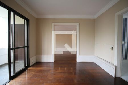 Apartamento à venda com 5 quartos, 210m² em Morumbi, São Paulo