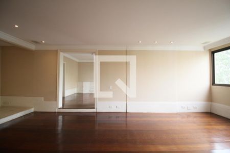 Apartamento à venda com 5 quartos, 210m² em Morumbi, São Paulo