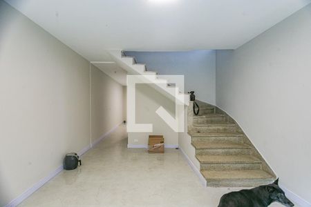 Sala de casa à venda com 2 quartos, 135m² em Jardim Climax, São Paulo