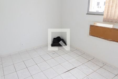 Quarto 1 de apartamento para alugar com 2 quartos, 43m² em Cosmos, Rio de Janeiro