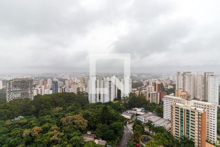 Apartamento à venda com 3 quartos, 107m² em Vila Suzana, São Paulo