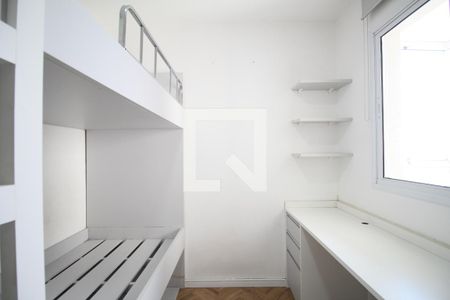 Quarto 2 de apartamento para alugar com 2 quartos, 52m² em Jardim Monte Alegre, Taboão da Serra
