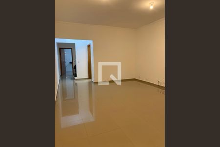 Sala de casa para alugar com 3 quartos, 141m² em Balneario Praia do Perequê, Guarujá