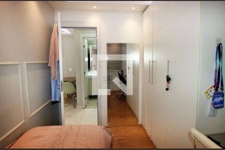 Quarto 2 de apartamento para alugar com 2 quartos, 50m² em Vista Alegre, Rio de Janeiro