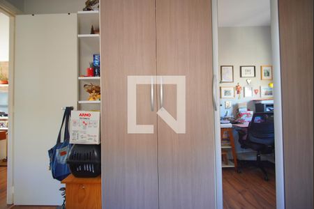Quarto 2 de apartamento à venda com 2 quartos, 67m² em Jardim Carvalho, Porto Alegre