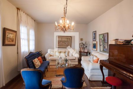 sala de visitas de casa à venda com 4 quartos, 300m² em Vila Paris, Belo Horizonte