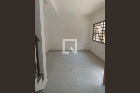 Casa de Condomínio para alugar com 3 quartos, 130m² em Parque Amazonia, Goiânia