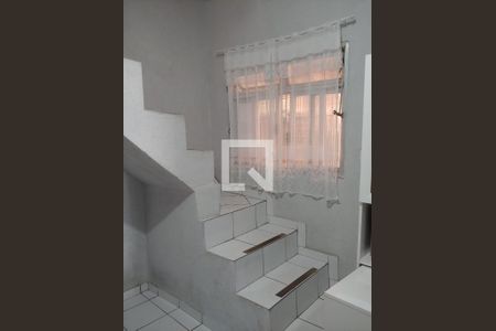 Cozinha de casa para alugar com 2 quartos, 103m² em Jardim Maria Tereza, Diadema