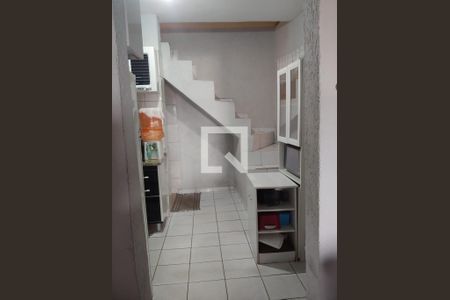 Cozinha de casa para alugar com 2 quartos, 103m² em Jardim Maria Tereza, Diadema