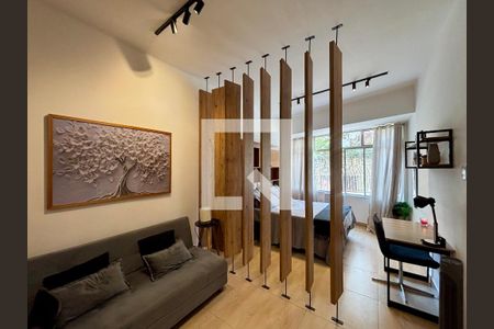 Sala de apartamento à venda com 1 quarto, 29m² em Copacabana, Rio de Janeiro