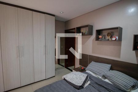 QUARTO SUÍTE 1 de casa à venda com 4 quartos, 267m² em Parque Peruche, São Paulo