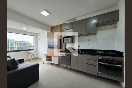Sala/Cozinha de apartamento para alugar com 1 quarto, 31m² em Moema, São Paulo