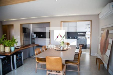 Apartamento à venda com 4 quartos, 205m² em Vila Gilda, Santo André