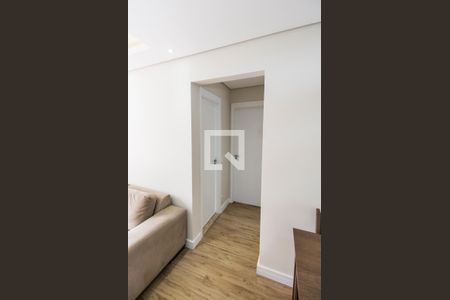 Corredor de apartamento para alugar com 2 quartos, 52m² em Vila Sao Joao, Barueri