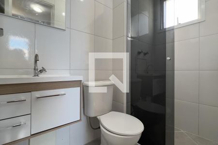 Banheiro da Suíte de apartamento para alugar com 2 quartos, 58m² em Jardim Flor da Montanha, Guarulhos
